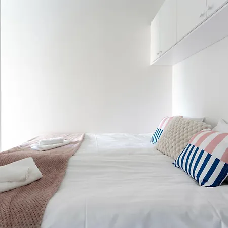 Vapari - Soccer Stadium By In! 4* 坦佩雷